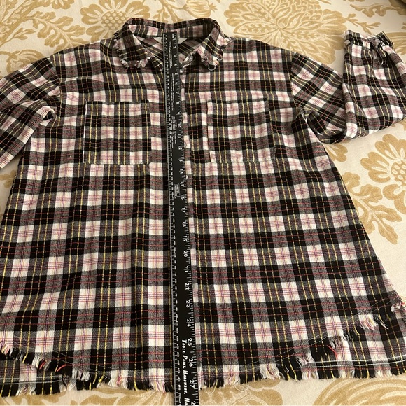 Davi & Dani Fringed Edge Oversized Flannel Shirt - Picture 5 of 11